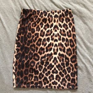 H&M Skirts - H&M CHEETAH SKIRT H&M Skirts - H&M CHEETAH SKIRT